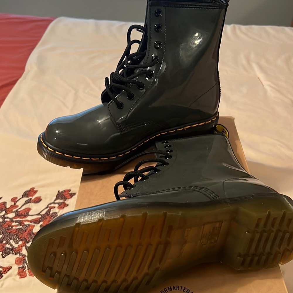 Women’s Doc Martens